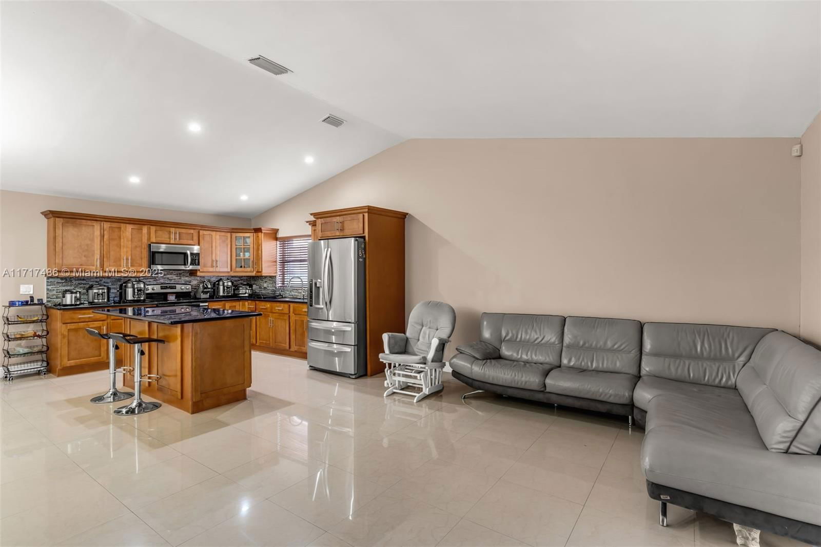 Real estate property located at 11243 165th Ter, Miami-dade, Lazarus On Richmond, Miami, FL