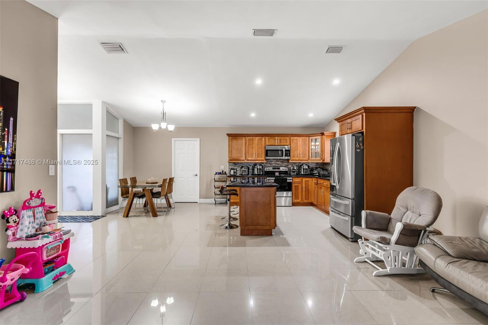 Real estate property located at 11243 165th Ter, Miami-dade, Lazarus On Richmond, Miami, FL