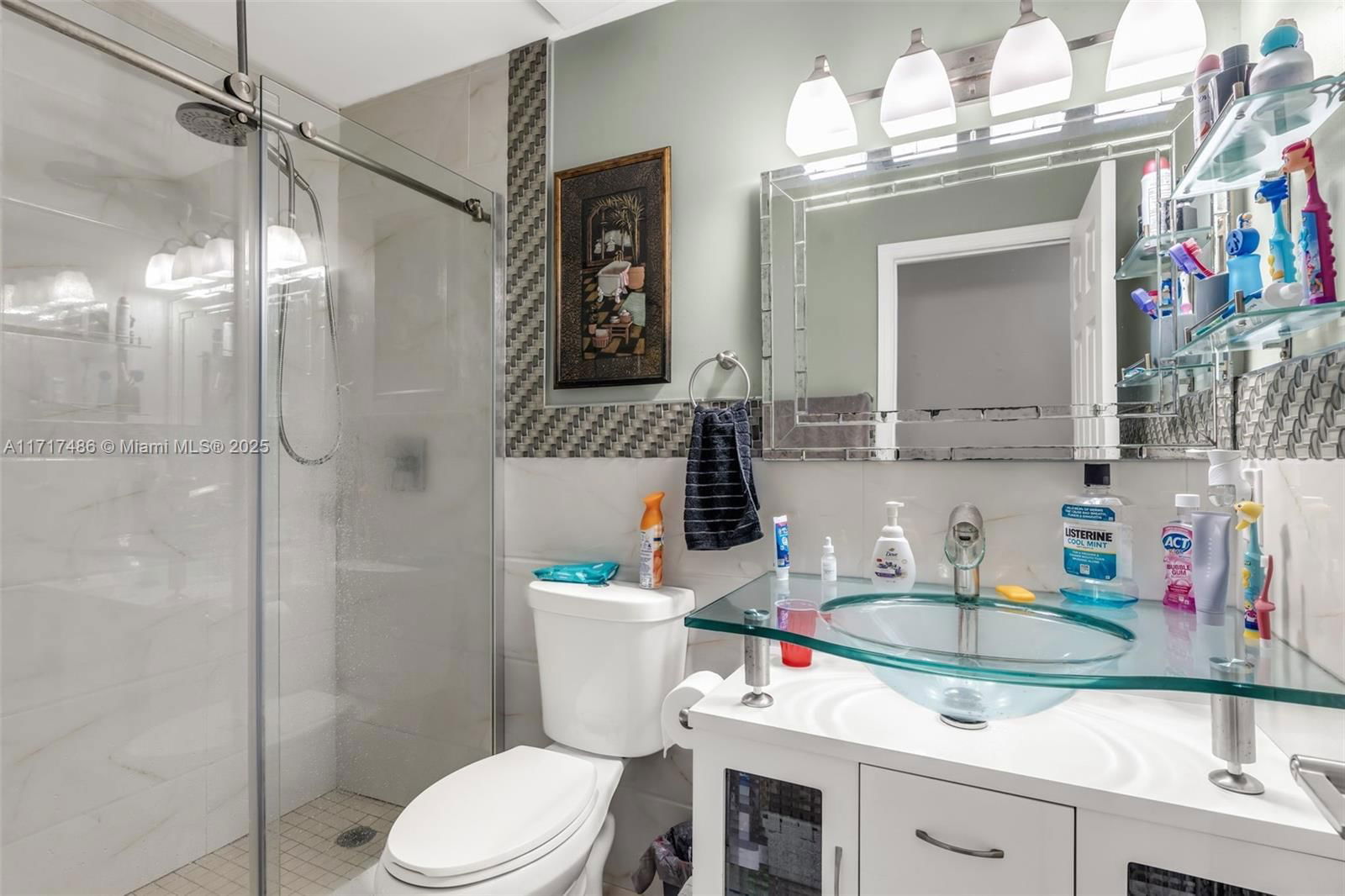 Real estate property located at 11243 165th Ter, Miami-dade, Lazarus On Richmond, Miami, FL