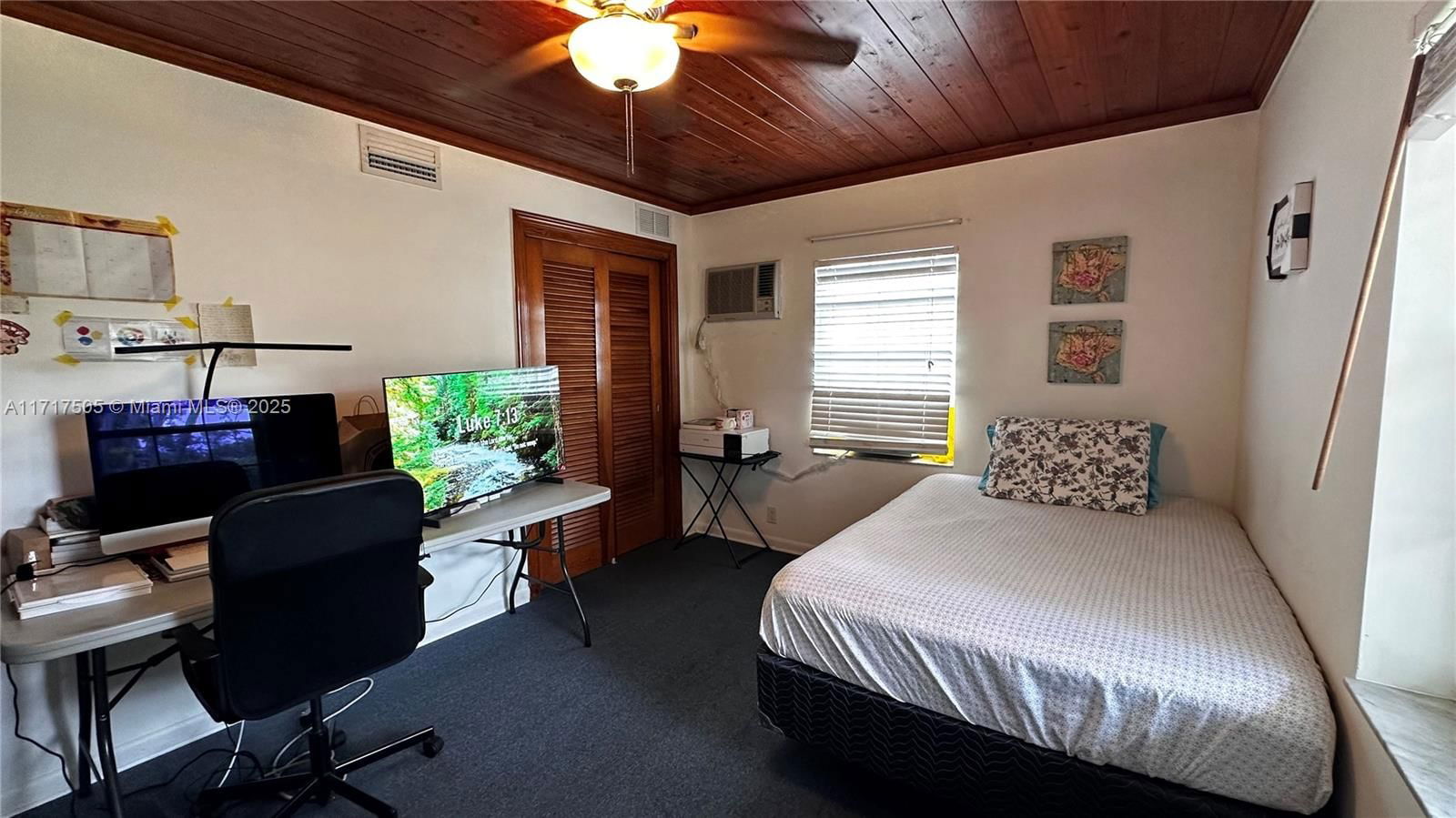 Real estate property located at 1128 Park Ln, Palm Beach, Town Of Haverhill, Haverhill, FL