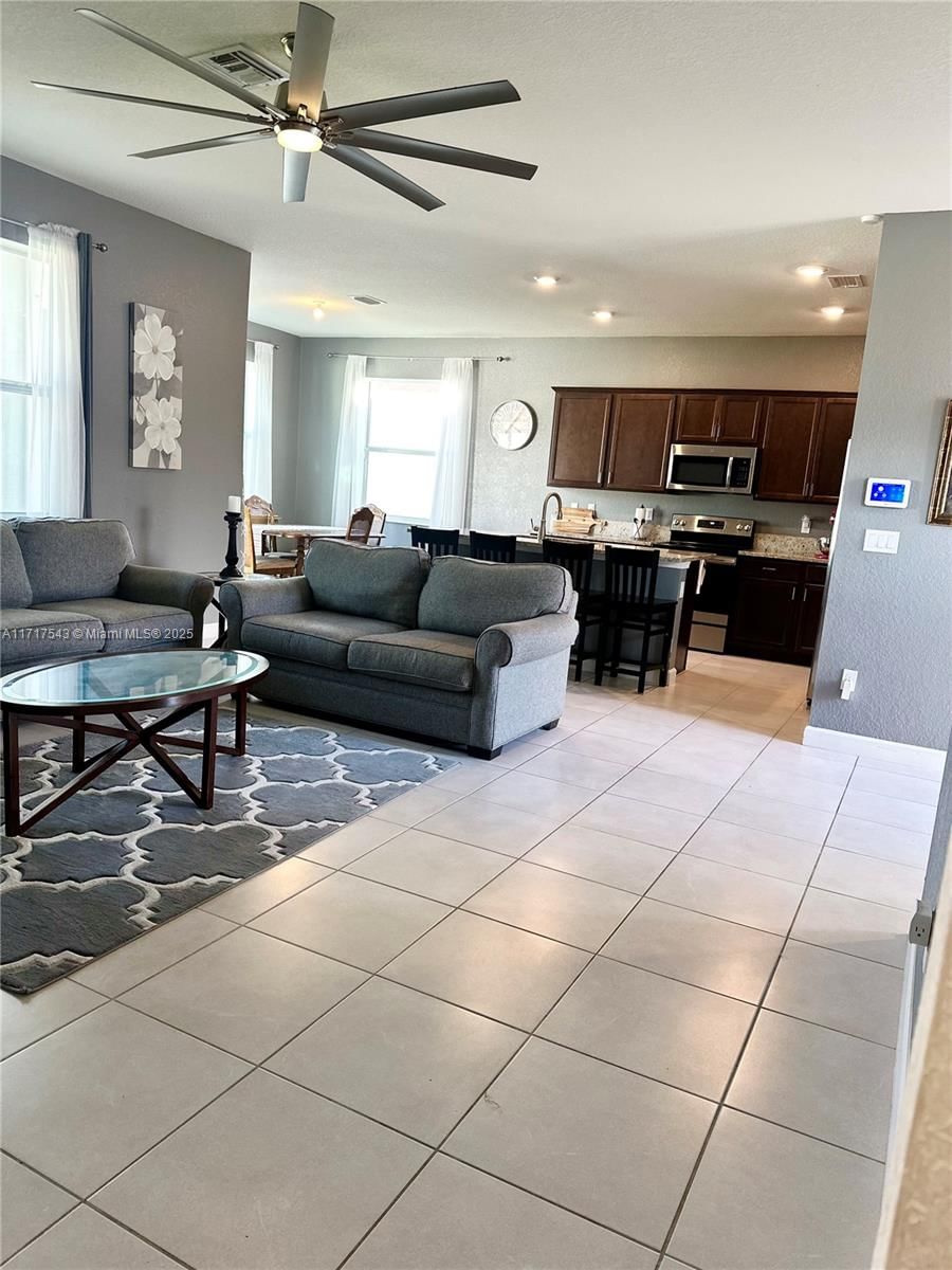 Real estate property located at 12688 Milestone Pl, St Lucie, Copper Creek Plat No 2, Port St. Lucie, FL