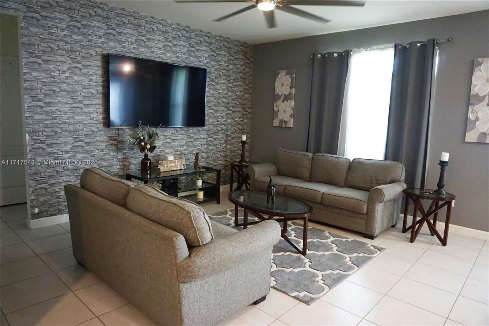 Real estate property located at 12688 Milestone Pl, St Lucie, Copper Creek Plat No 2, Port St. Lucie, FL