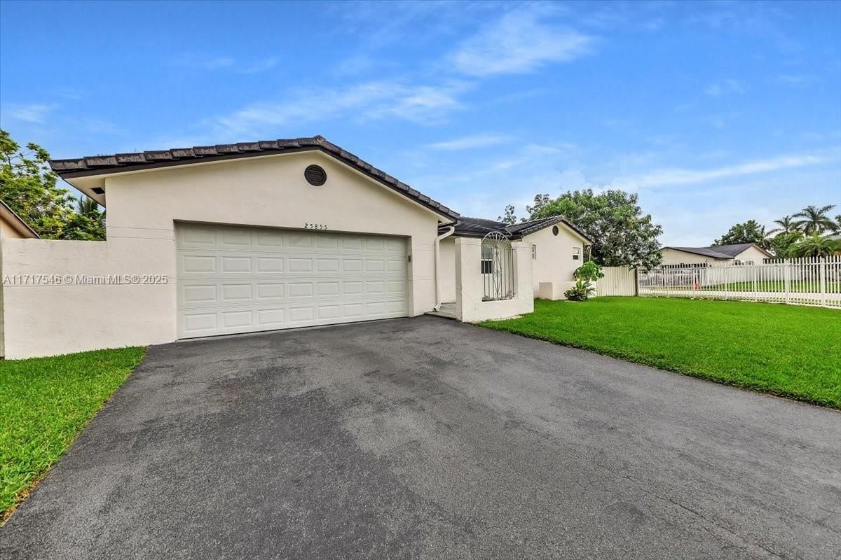 Real estate property located at 25855 124th Pl, Miami-dade, Meadow Wood Manor Sec 9, Homestead, FL