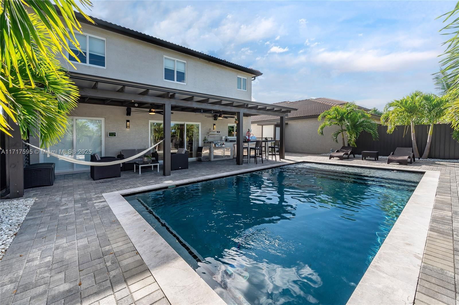 Real estate property located at 12019 133rd Ter, Miami-dade, Four Lakes Sec 7, Miami, FL