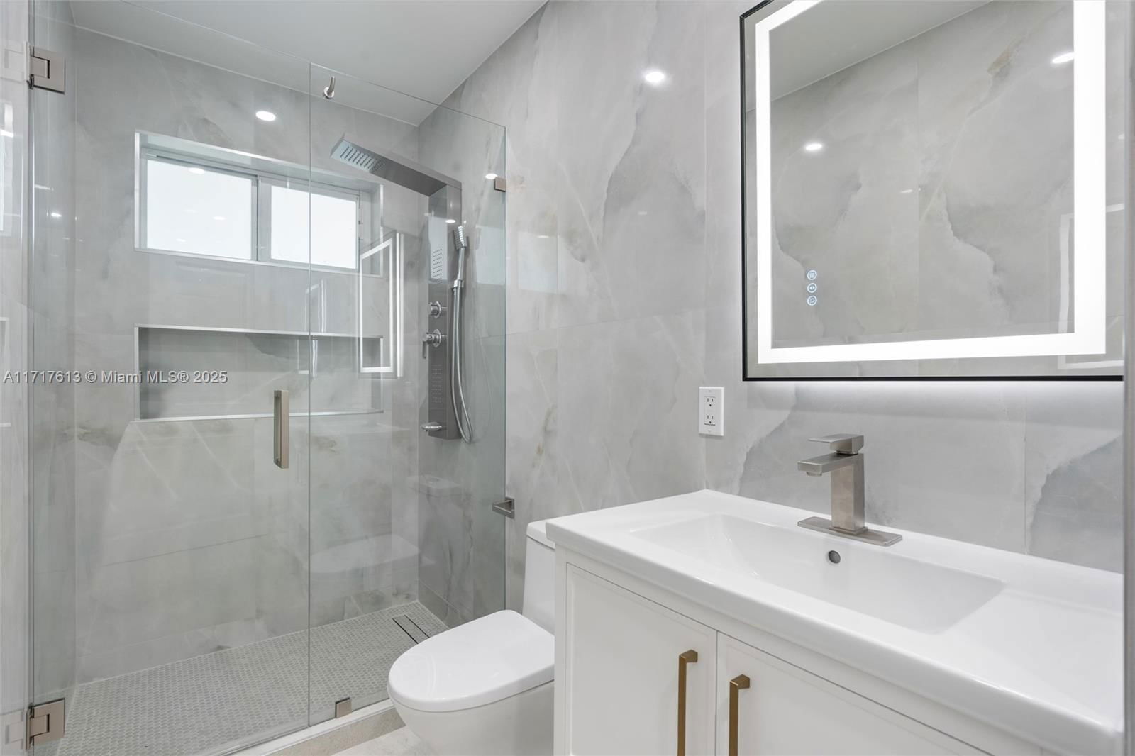 Real estate property located at 8195 142nd Ter, Miami-dade, Royal Palm Ests, Palmetto Bay, FL
