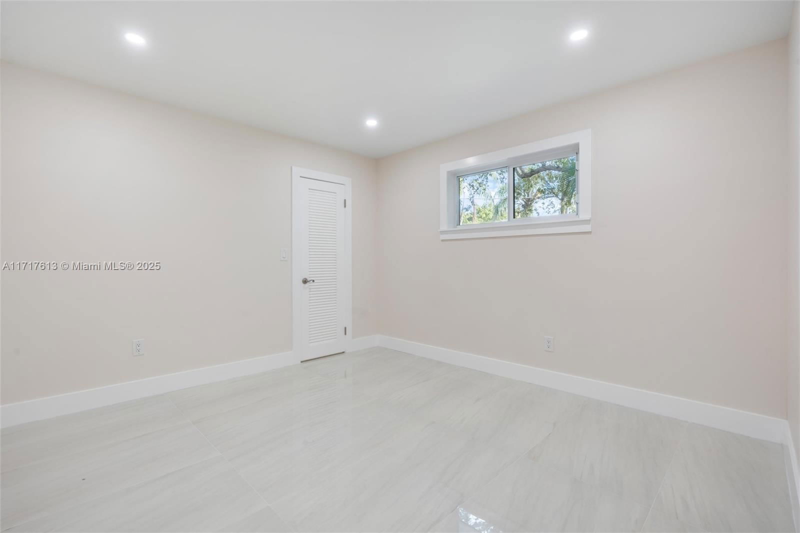 Real estate property located at 8195 142nd Ter, Miami-dade, Royal Palm Ests, Palmetto Bay, FL