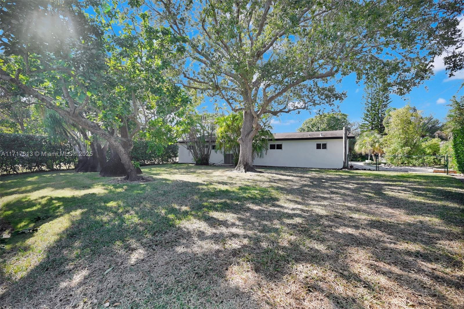 Real estate property located at 8195 142nd Ter, Miami-dade, Royal Palm Ests, Palmetto Bay, FL