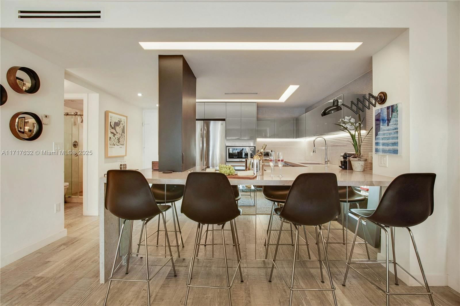 Real estate property located at 1450 Lincoln Rd #909, Miami-dade, Lincoln Bay Towers Condo, Miami Beach, FL