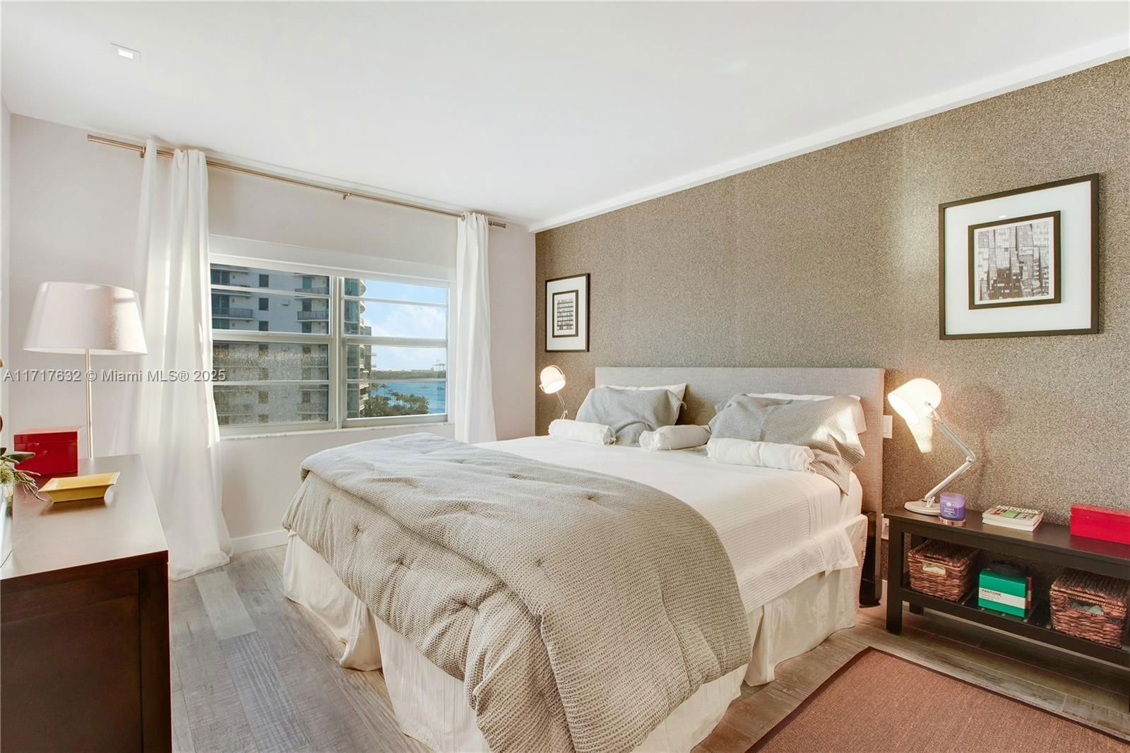 Real estate property located at 1450 Lincoln Rd #909, Miami-dade, Lincoln Bay Towers Condo, Miami Beach, FL