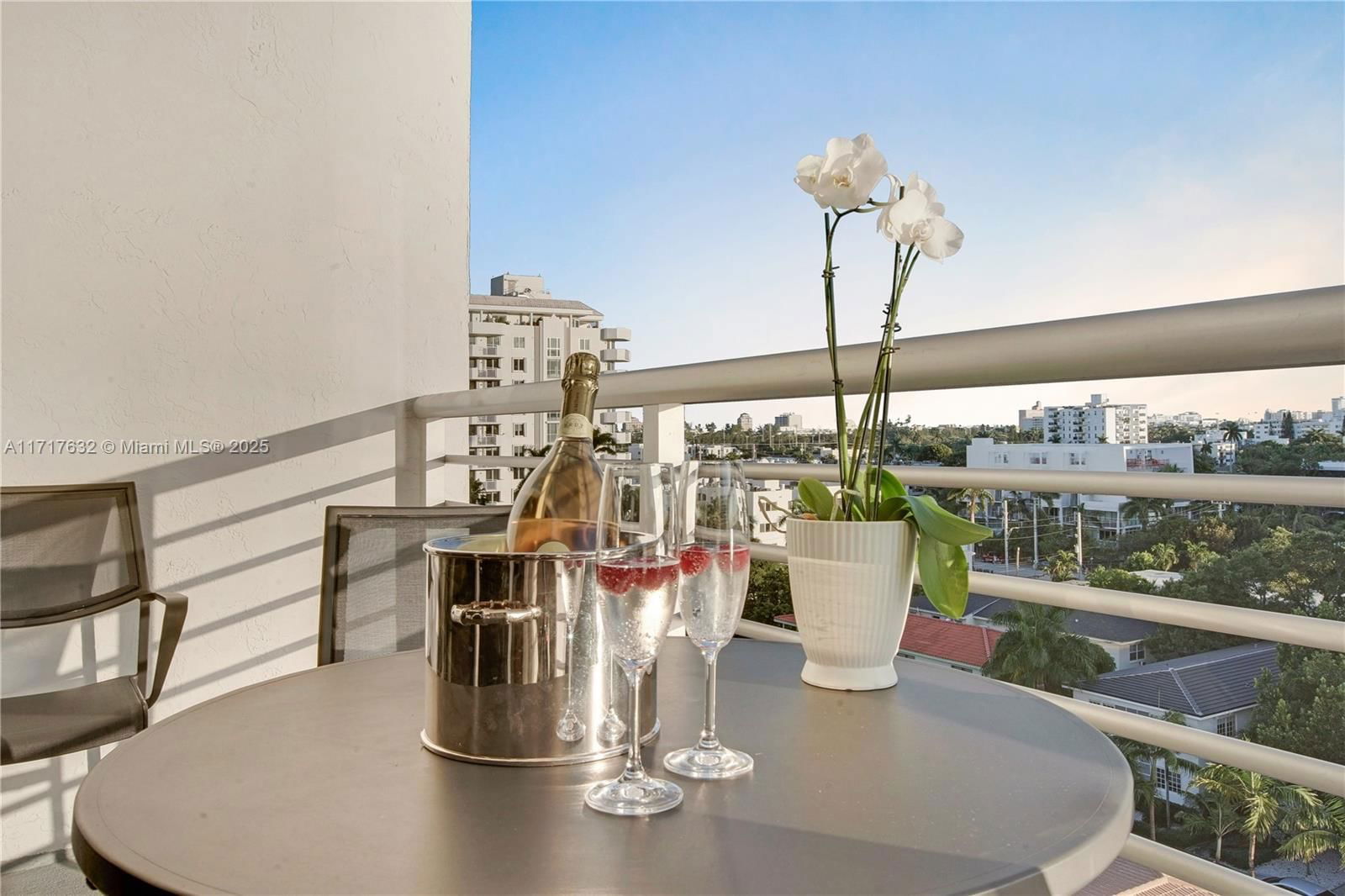 Real estate property located at 1450 Lincoln Rd #909, Miami-dade, Lincoln Bay Towers Condo, Miami Beach, FL