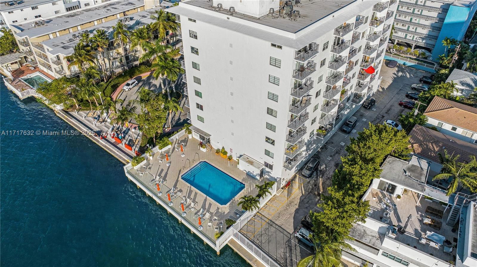 Real estate property located at 1450 Lincoln Rd #909, Miami-dade, Lincoln Bay Towers Condo, Miami Beach, FL