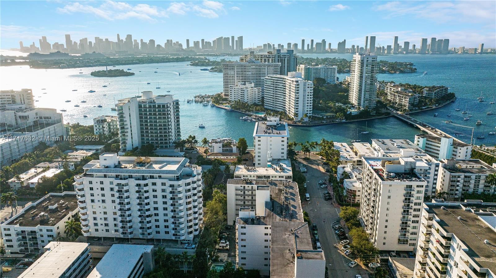 Real estate property located at 1450 Lincoln Rd #909, Miami-dade, Lincoln Bay Towers Condo, Miami Beach, FL