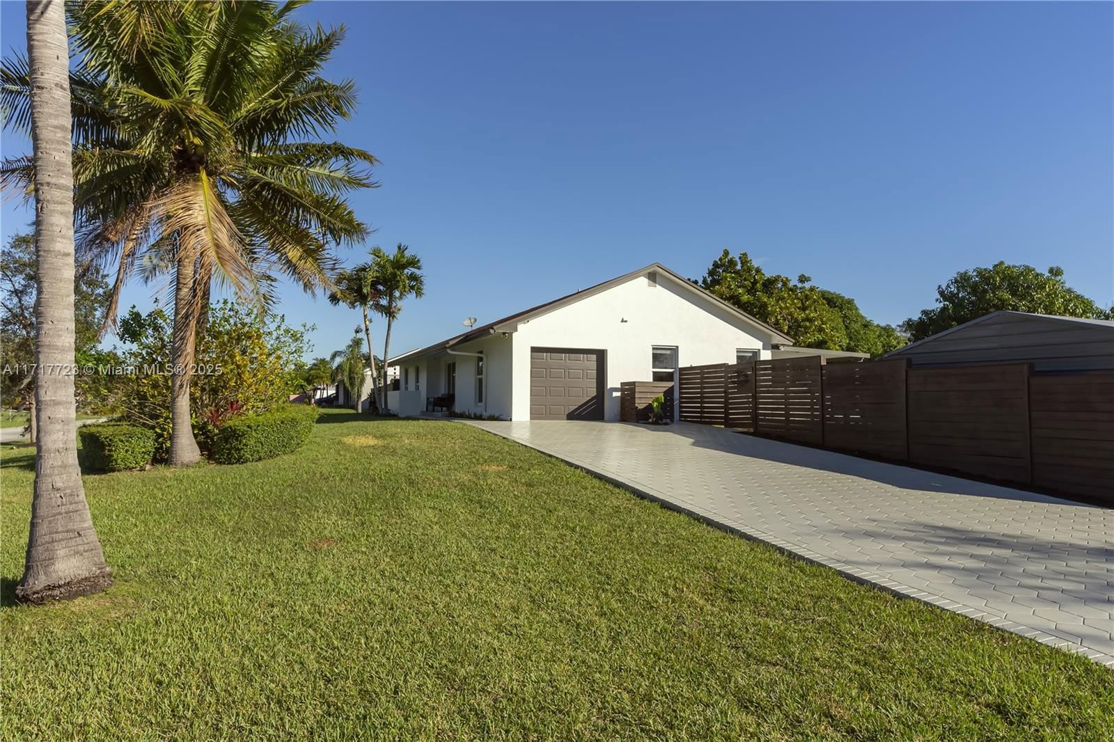 Real estate property located at 18473 87th Pl, Miami-dade, Bel Aire Sec 23, Cutler Bay, FL