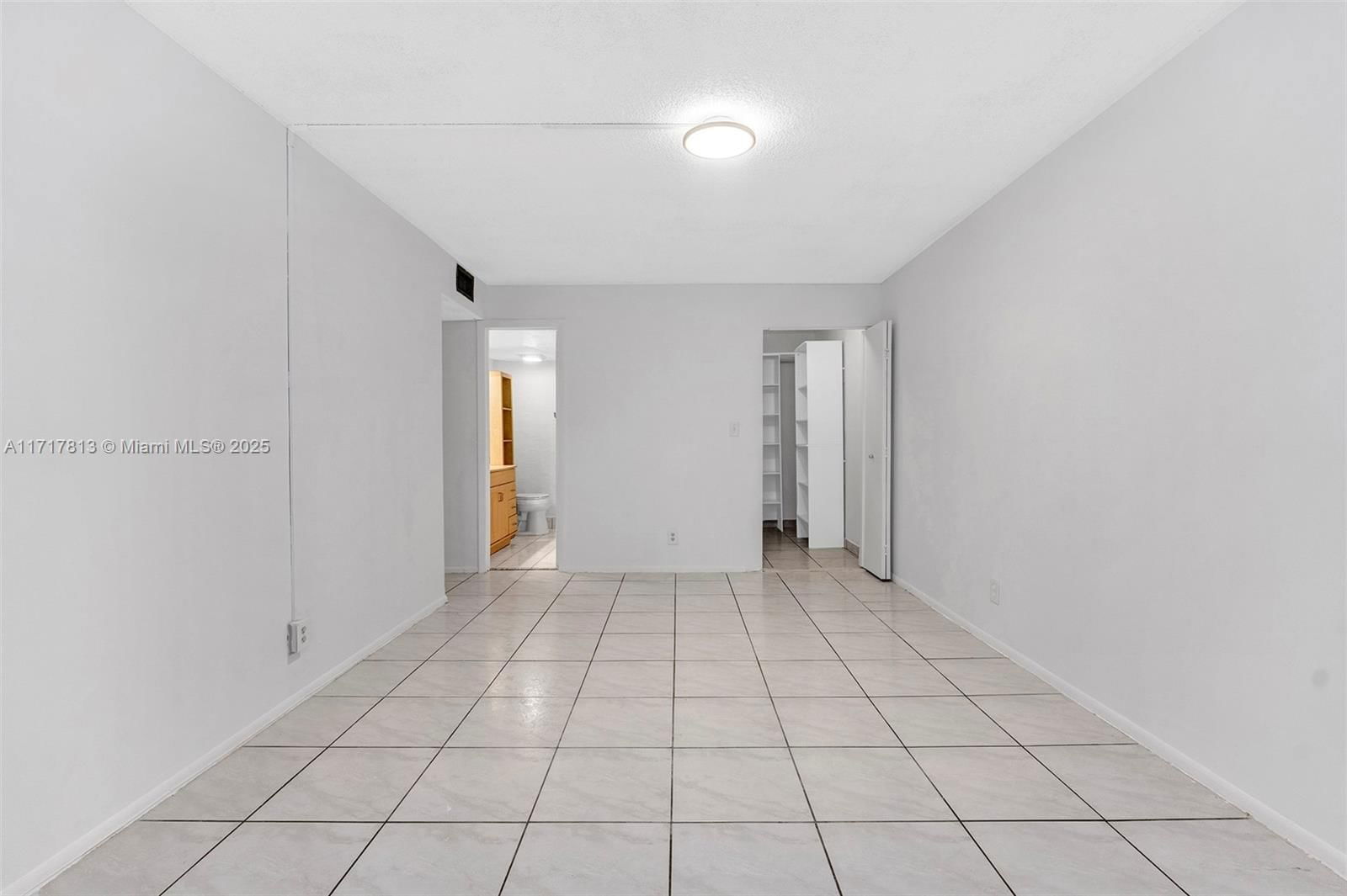 Real estate property located at 6190 Woodlands Blvd #108, Broward, Gate Three Condo, Tamarac, FL