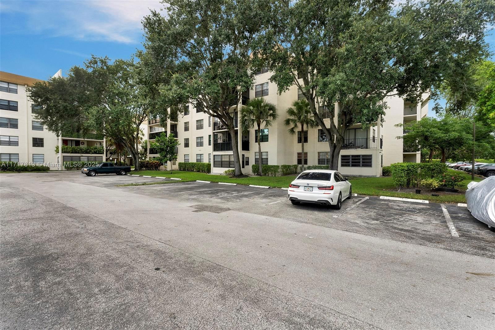 Real estate property located at 6190 Woodlands Blvd #108, Broward, Gate Three Condo, Tamarac, FL