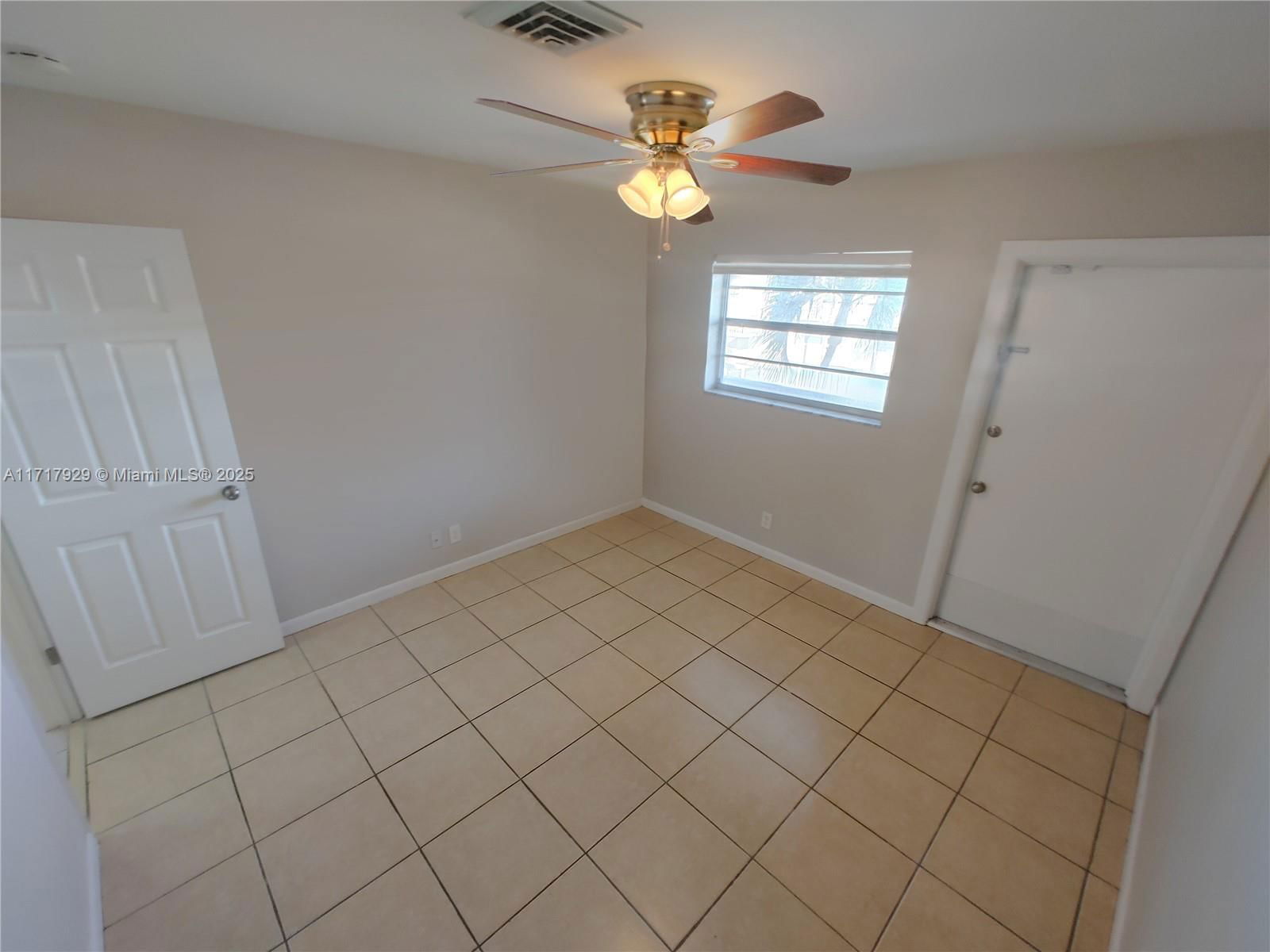 Real estate property located at 2836 Fillmore St #35, Broward, Pinewood Condo, Hollywood, FL