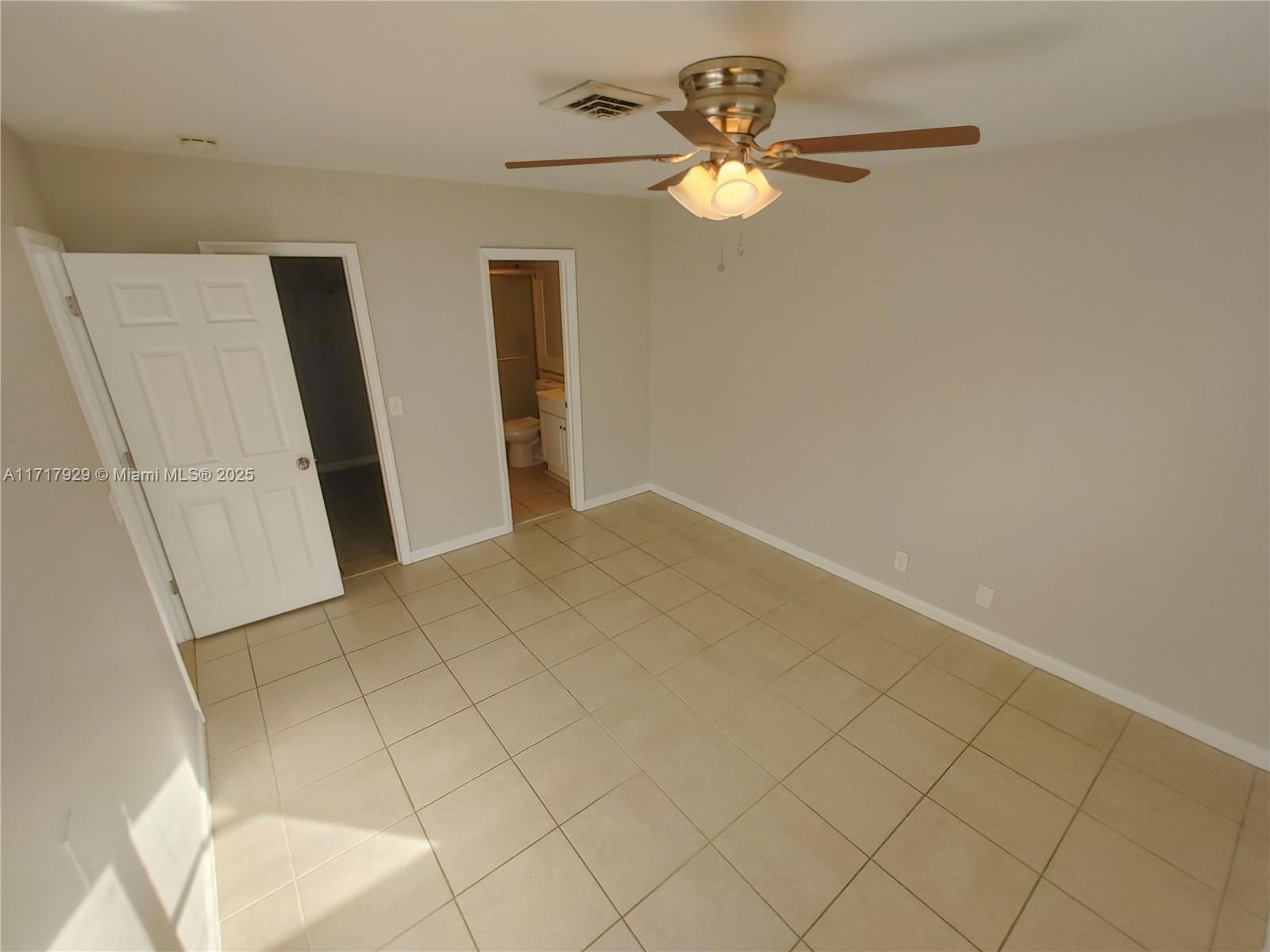 Real estate property located at 2836 Fillmore St #35, Broward, Pinewood Condo, Hollywood, FL