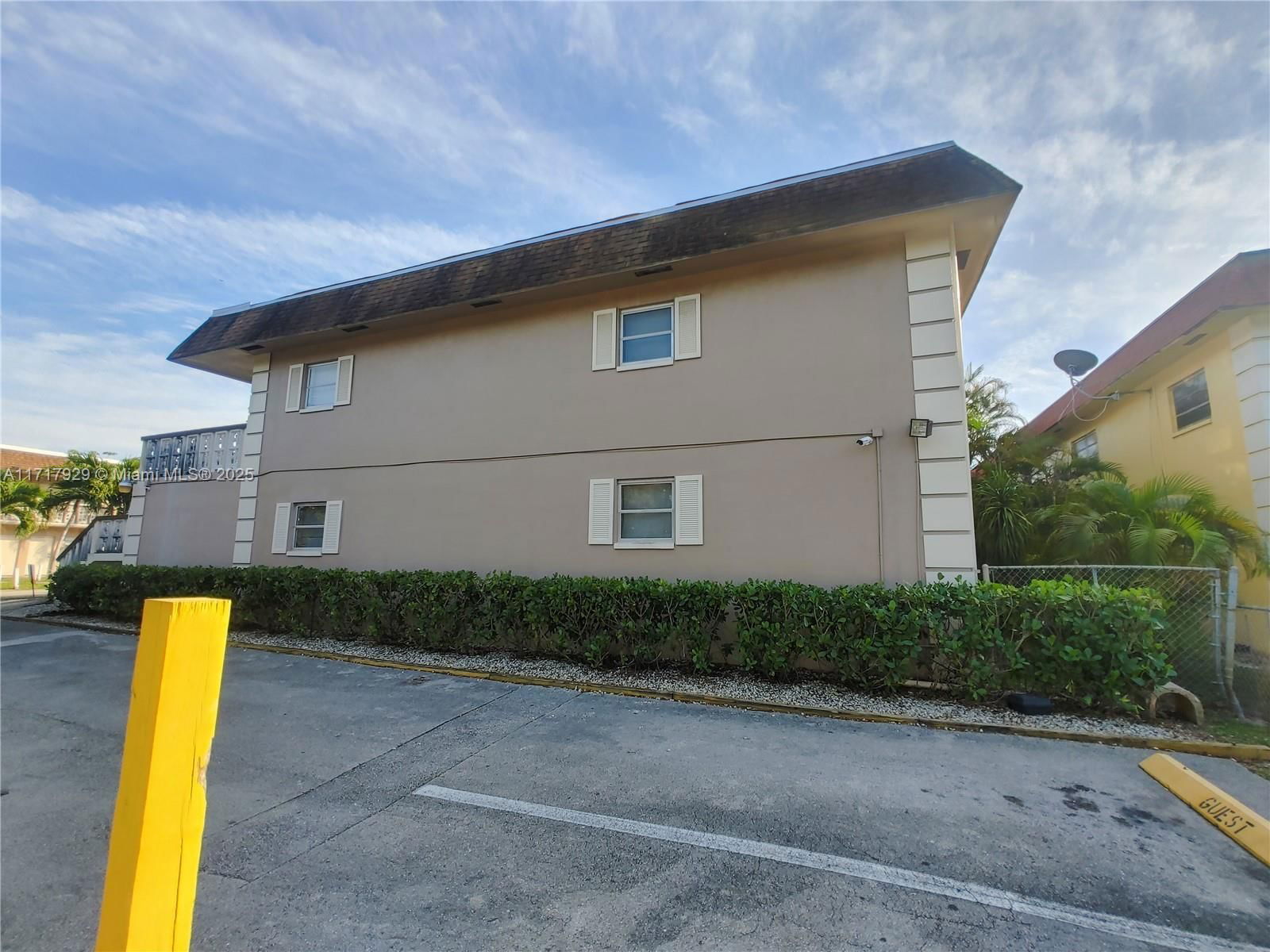 Real estate property located at 2836 Fillmore St #35, Broward, Pinewood Condo, Hollywood, FL