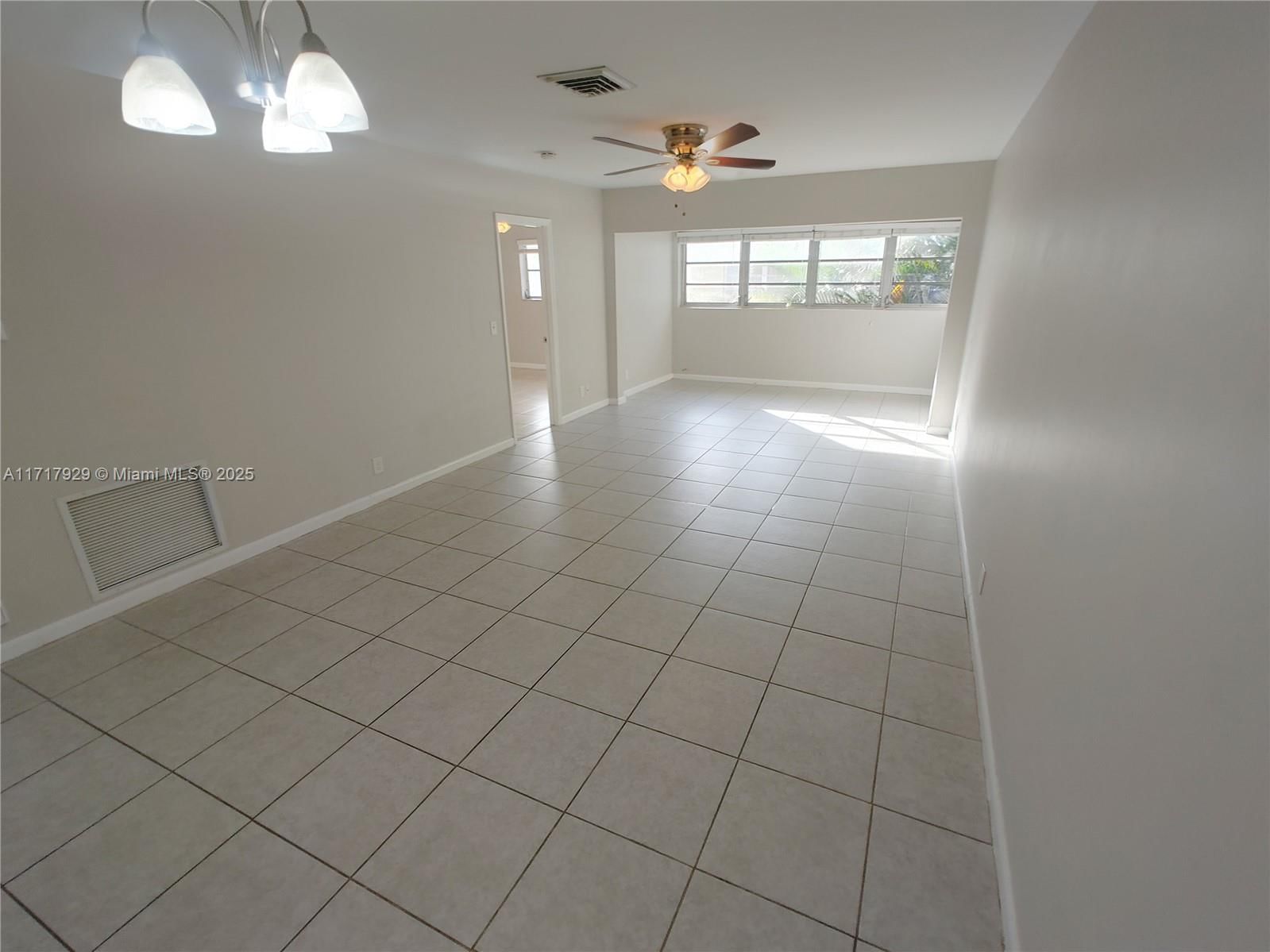 Real estate property located at 2836 Fillmore St #35, Broward, Pinewood Condo, Hollywood, FL