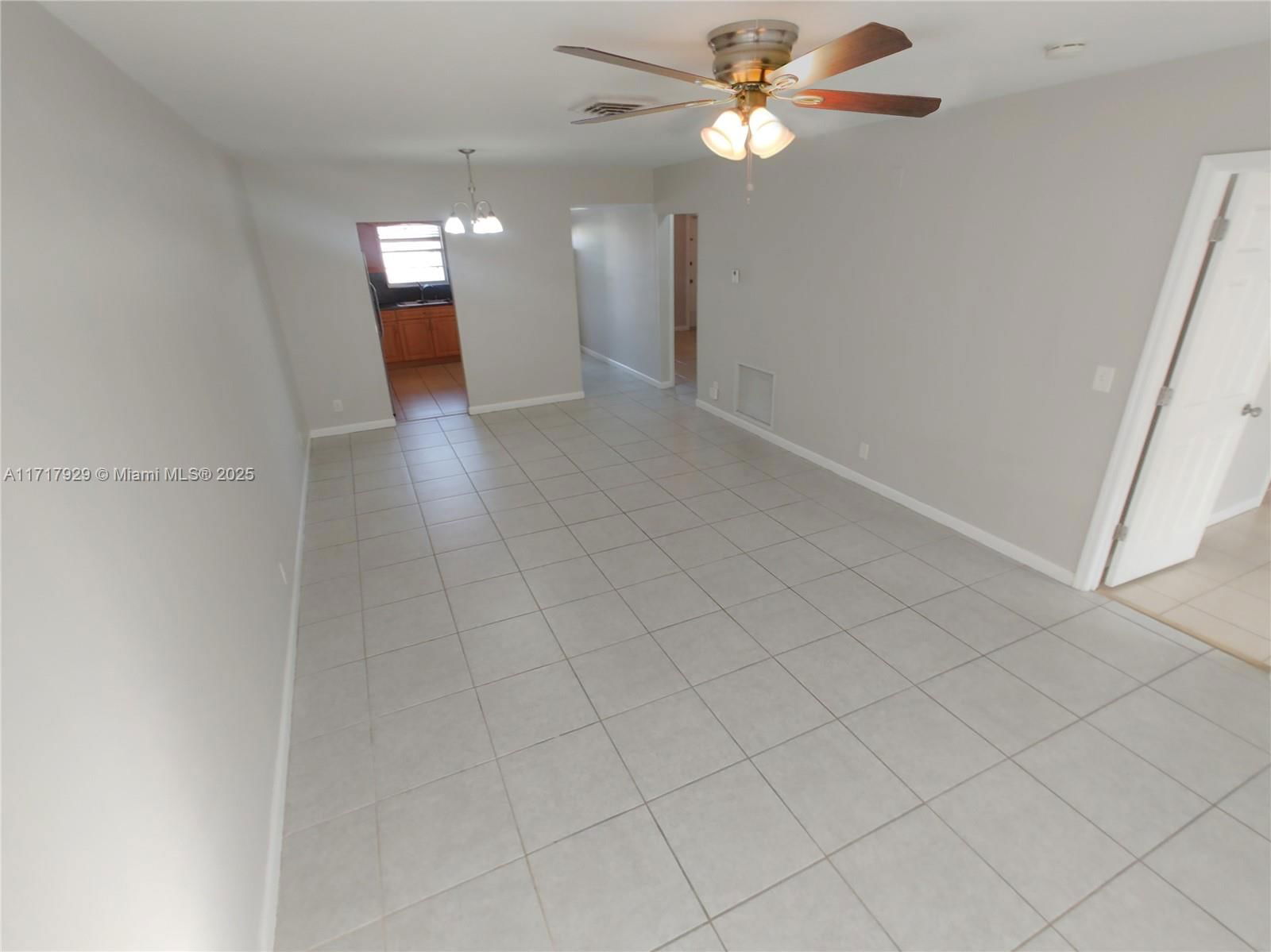 Real estate property located at 2836 Fillmore St #35, Broward, Pinewood Condo, Hollywood, FL