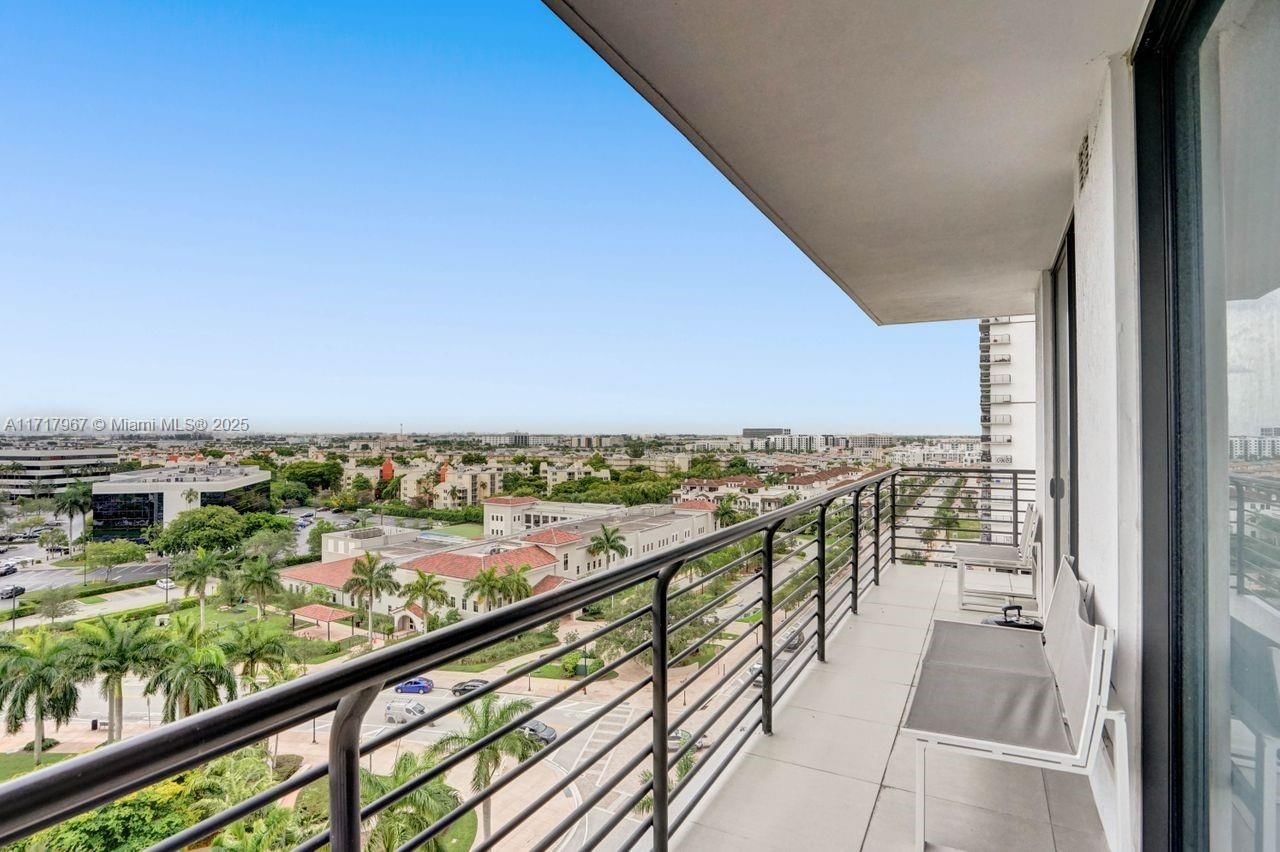 Real estate property located at 5350 84th Ave #901, Miami-dade, 5350 Park Condo, Doral, FL