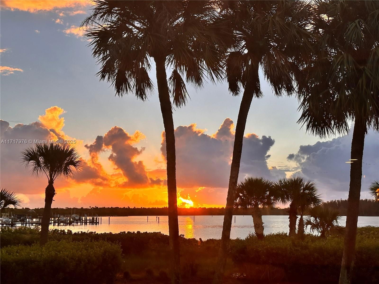 Real estate property located at 6062 Landing Way #15, Martin, Hansons Landing Condo, Stuart, FL