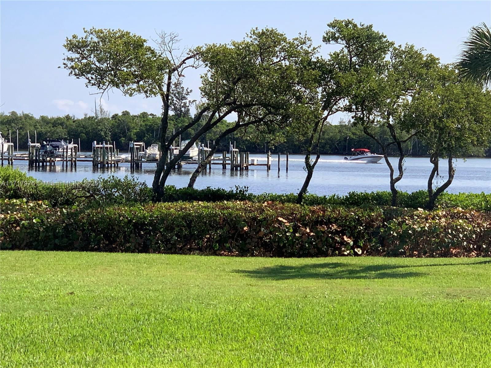 Real estate property located at 6062 Landing Way #15, Martin, Hansons Landing Condo, Stuart, FL