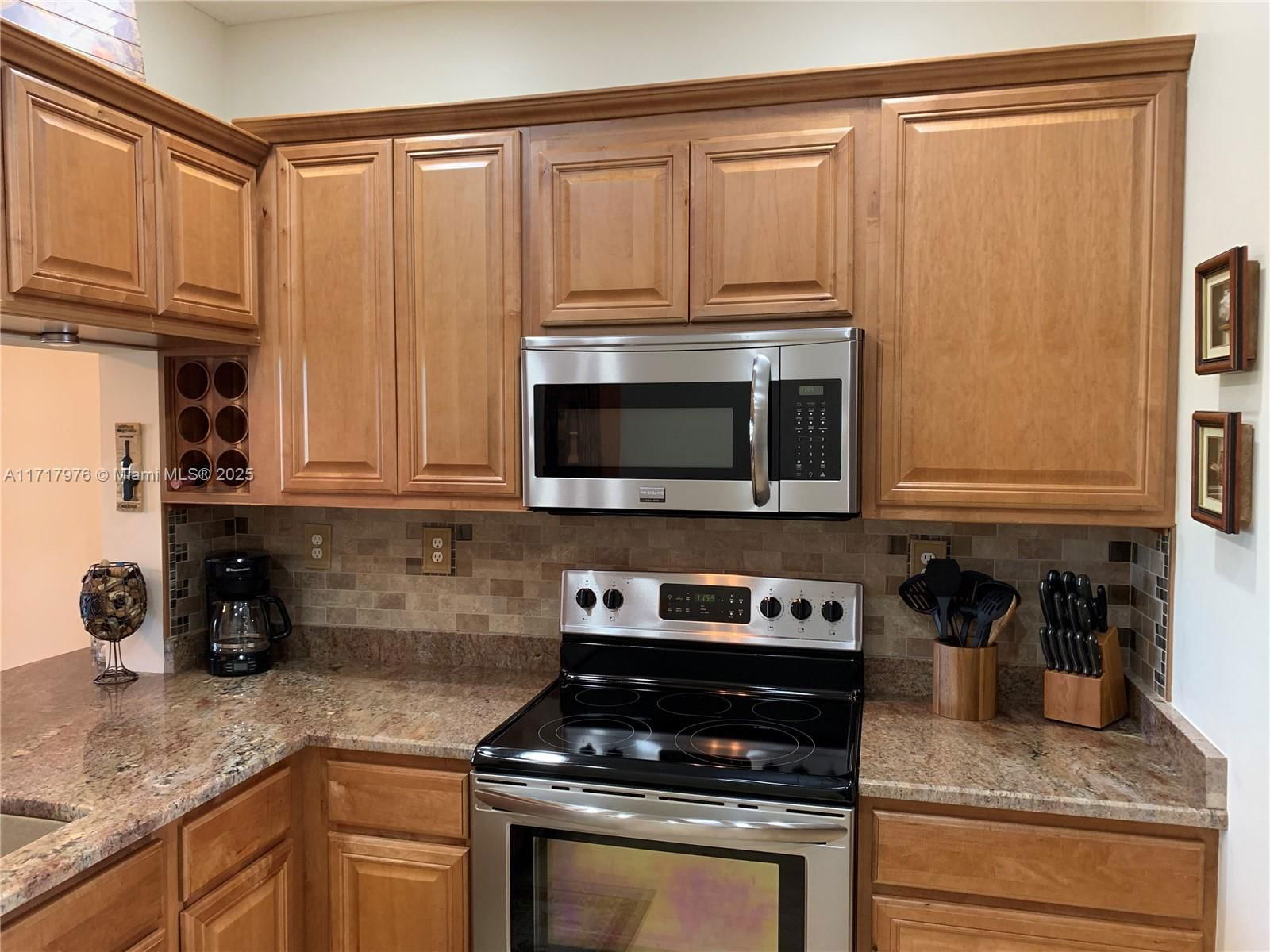 Real estate property located at 6062 Landing Way #15, Martin, Hansons Landing Condo, Stuart, FL