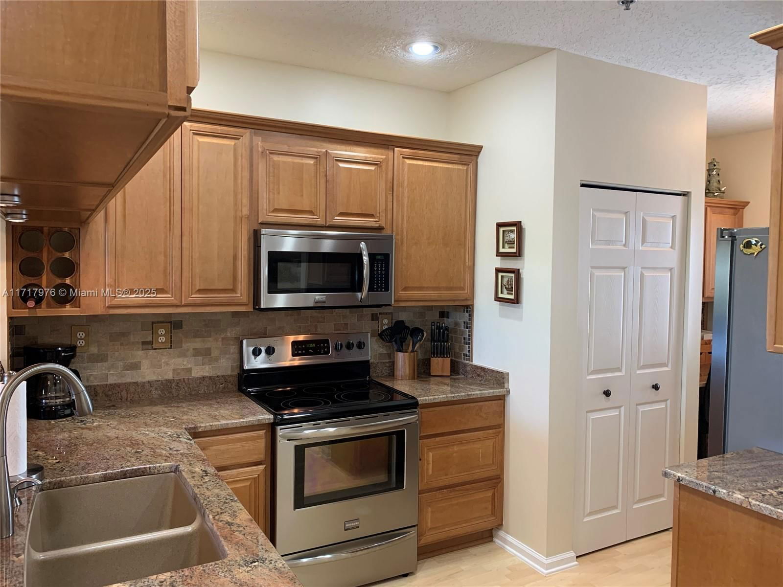 Real estate property located at 6062 Landing Way #15, Martin, Hansons Landing Condo, Stuart, FL