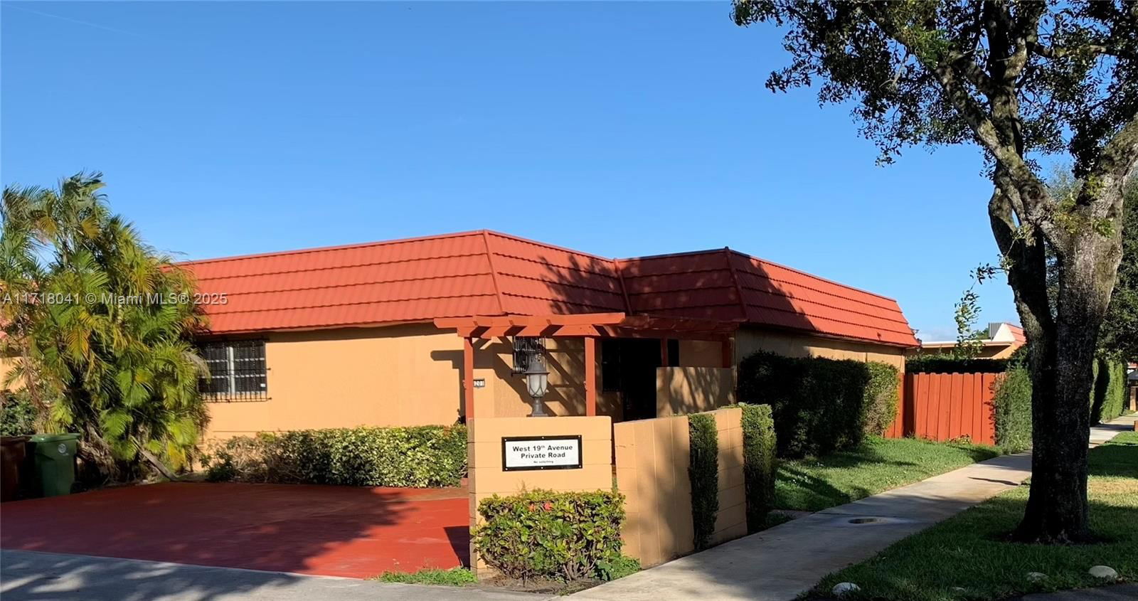 Real estate property located at 4201 19th Ave, Miami-dade, Palm Springs Villas South, Hialeah, FL