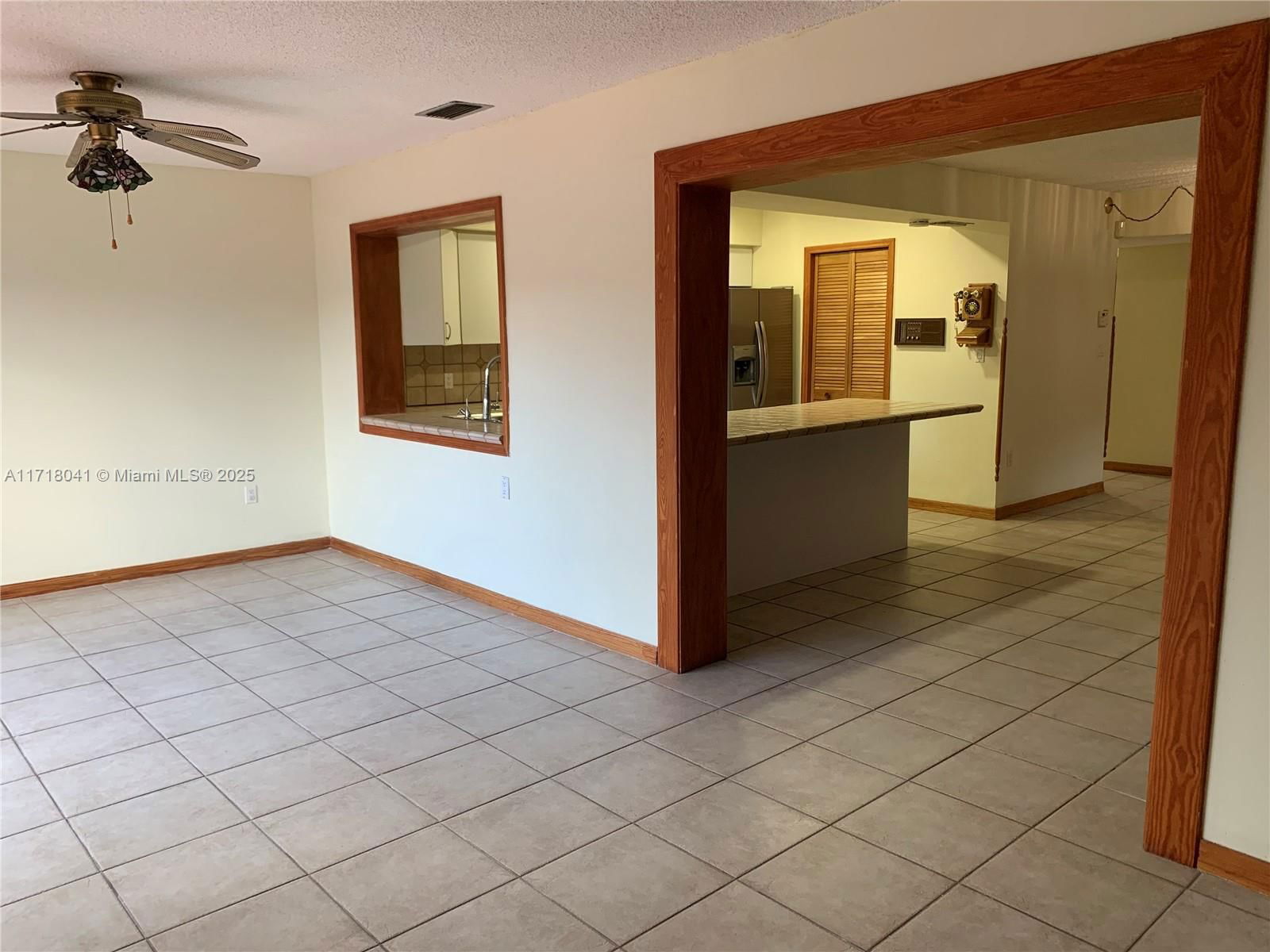 Real estate property located at 4201 19th Ave, Miami-dade, Palm Springs Villas South, Hialeah, FL