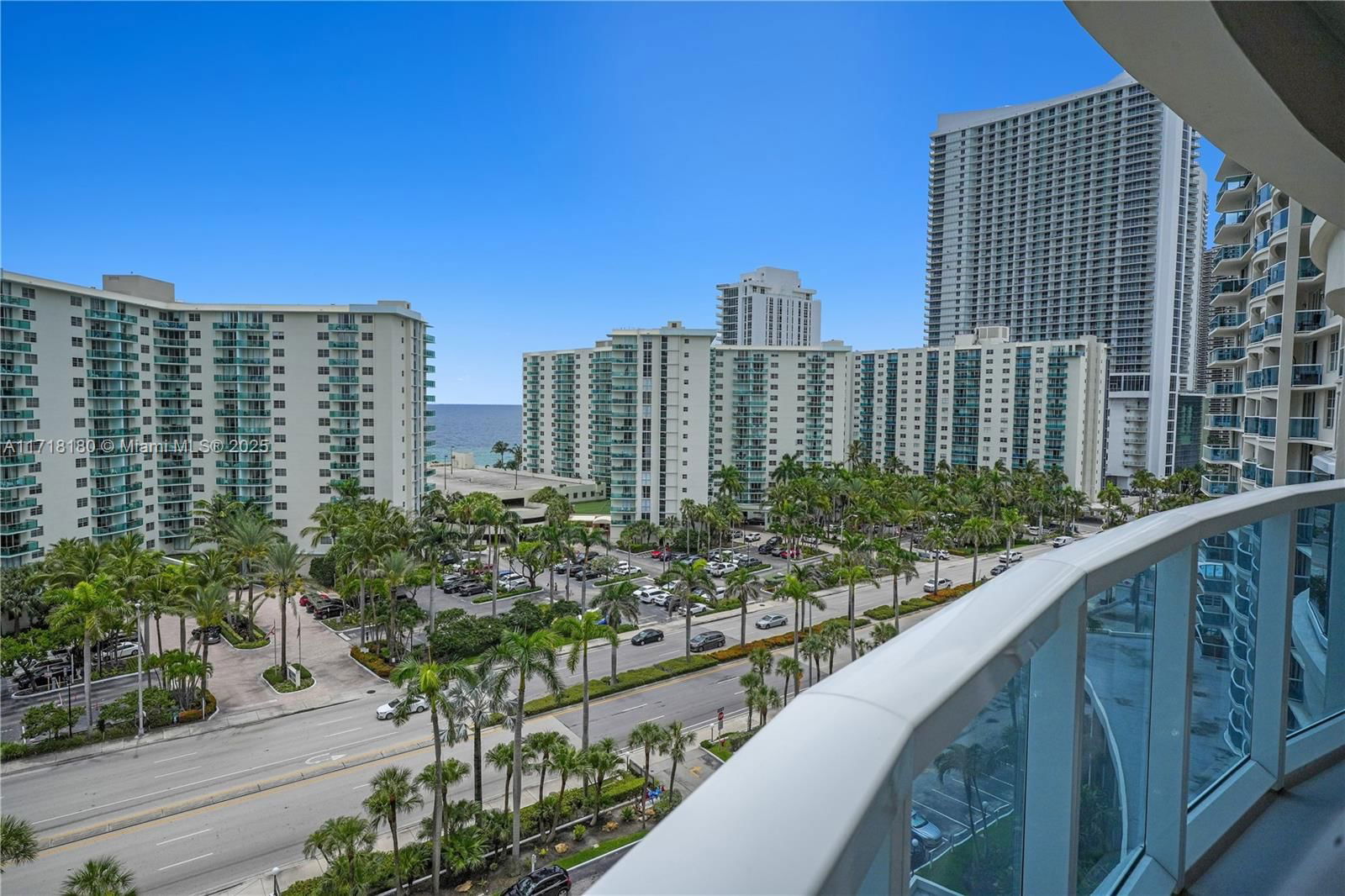 Real estate property located at 3800 Ocean Dr #1019, Broward, Hallmark Of Hollywood Con, Hollywood, FL