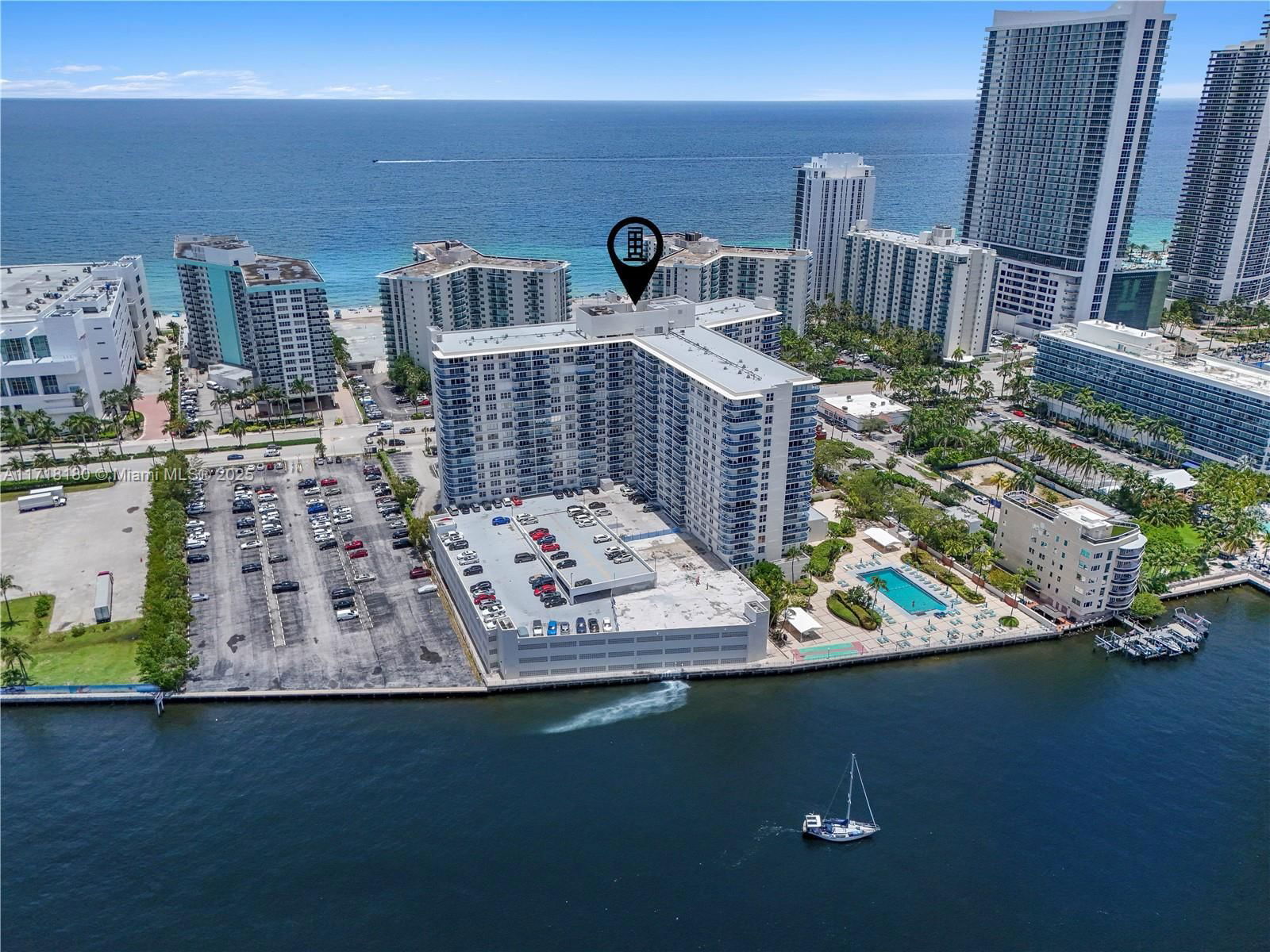 Real estate property located at 3800 Ocean Dr #1019, Broward, Hallmark Of Hollywood Con, Hollywood, FL