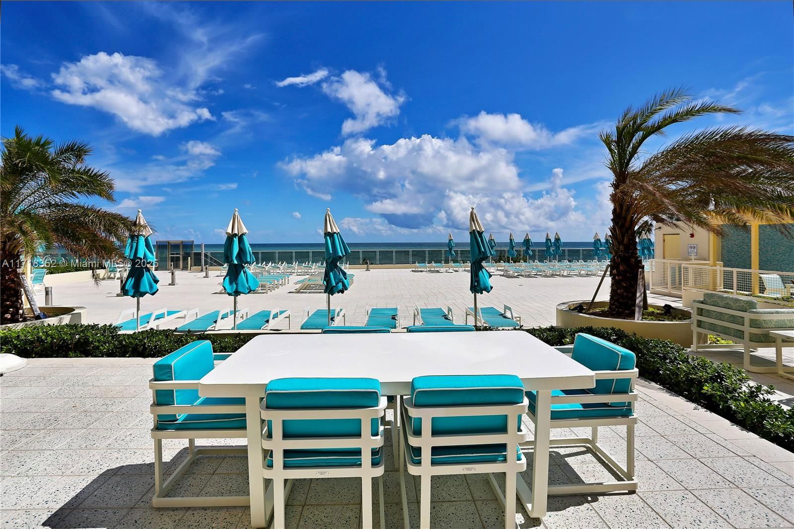 Real estate property located at 2501 Ocean Dr #1211, Broward, Wave Condo, Hollywood, FL