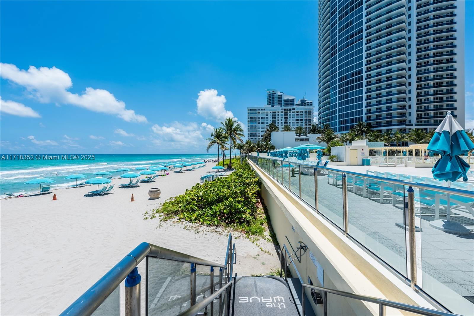 Real estate property located at 2501 Ocean Dr #1211, Broward, Wave Condo, Hollywood, FL