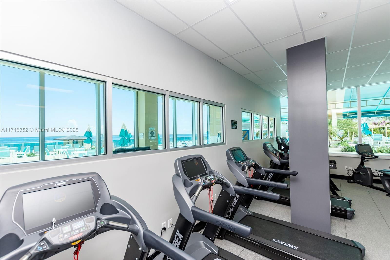 Real estate property located at 2501 Ocean Dr #1211, Broward, Wave Condo, Hollywood, FL