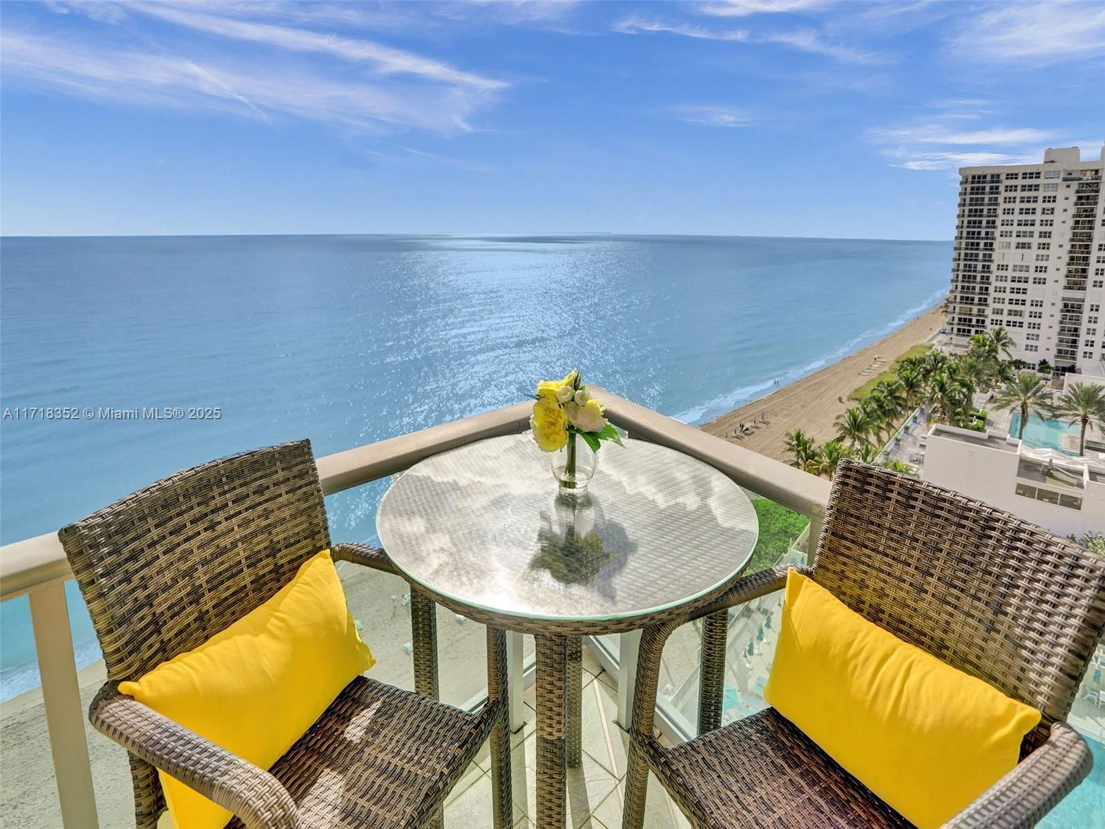 Real estate property located at 2501 Ocean Dr #1211, Broward, Wave Condo, Hollywood, FL