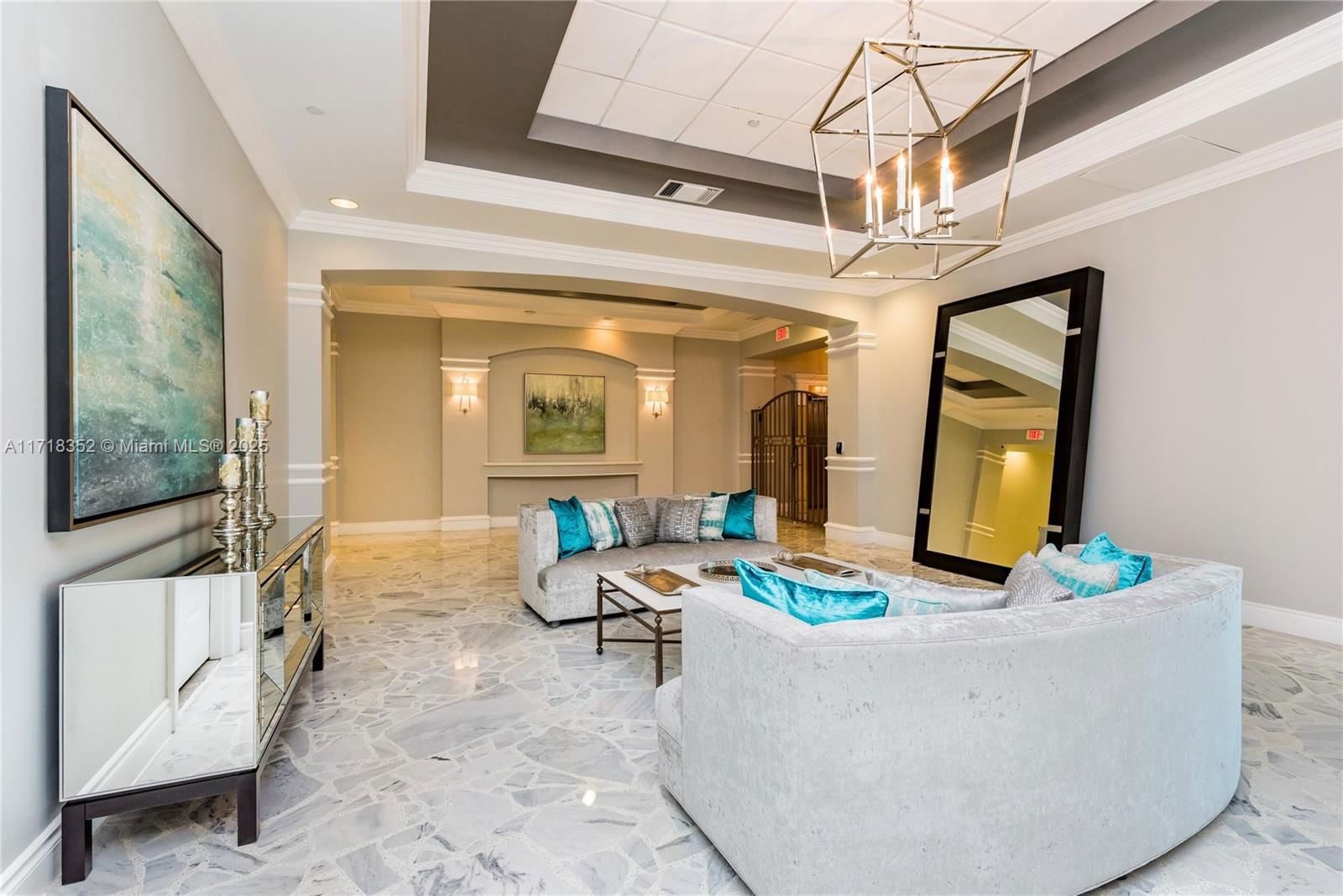 Real estate property located at 2501 Ocean Dr #1211, Broward, Wave Condo, Hollywood, FL