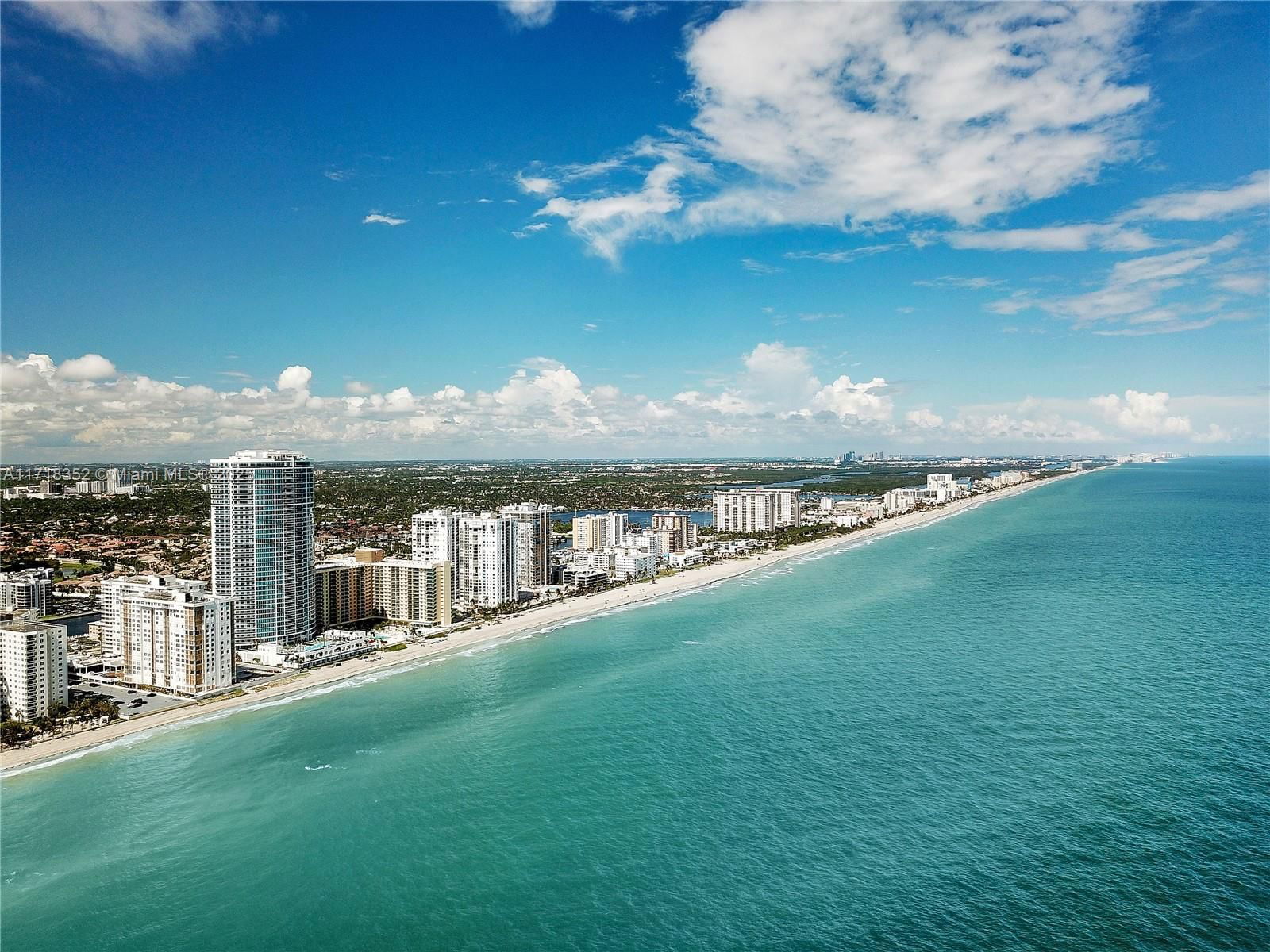 Real estate property located at 2501 Ocean Dr #1211, Broward, Wave Condo, Hollywood, FL