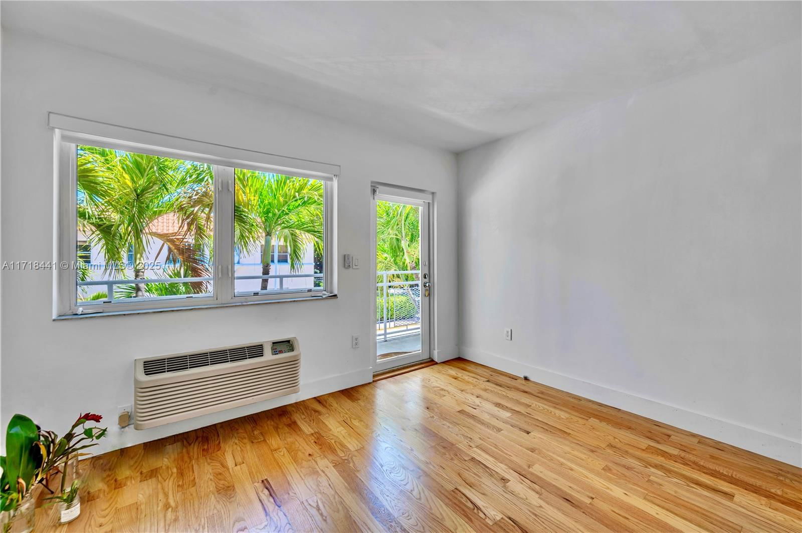 Real estate property located at 745 13th St #10, Miami-dade, Beachwalk Condo, Miami Beach, FL