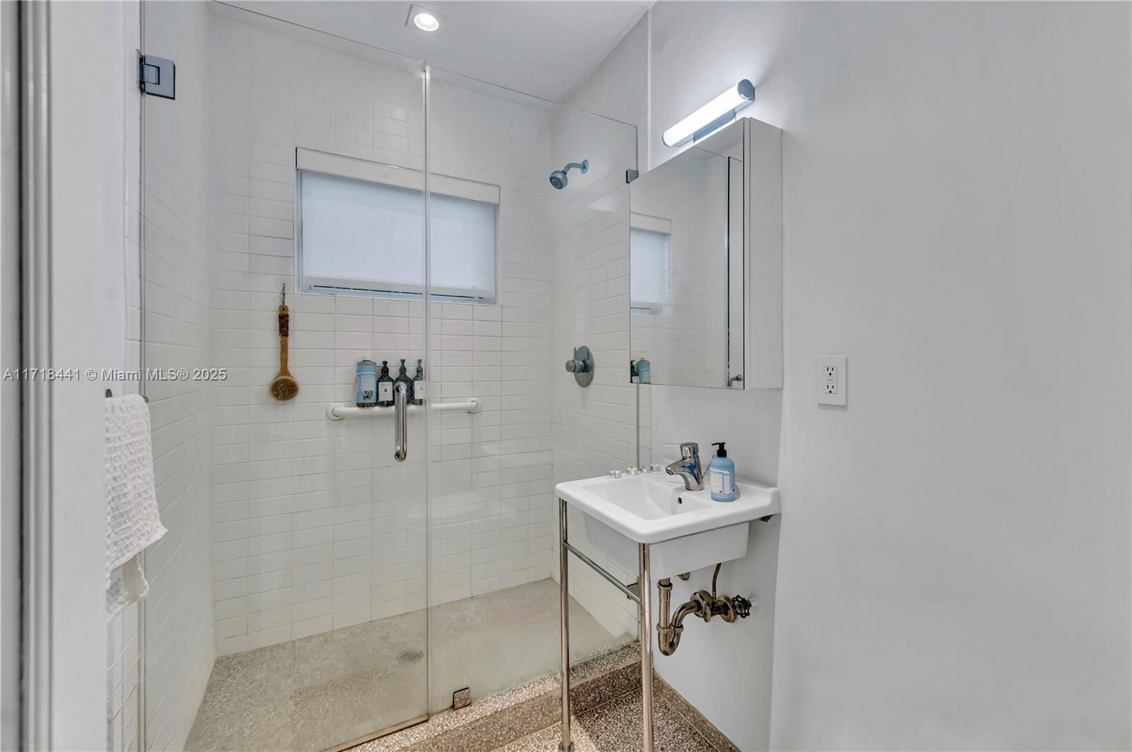 Real estate property located at 745 13th St #10, Miami-dade, Beachwalk Condo, Miami Beach, FL