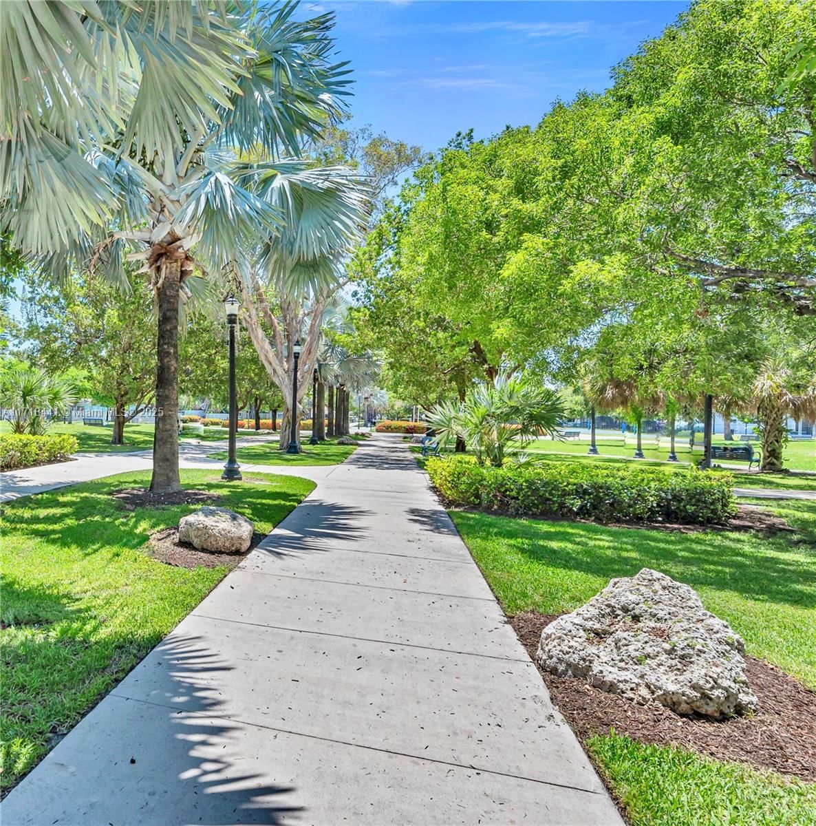 Real estate property located at 745 13th St #10, Miami-dade, Beachwalk Condo, Miami Beach, FL