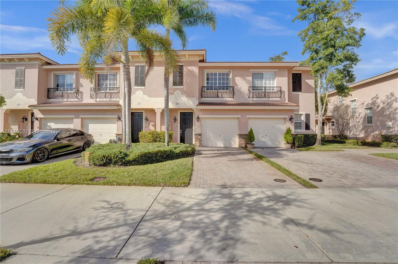 Real estate property located at 225 Las Brisas Cir, Broward, Las Brisas, Sunrise, FL