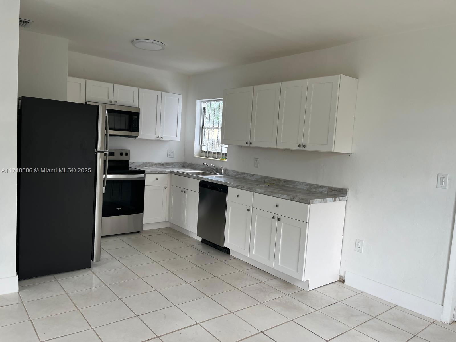 Real estate property located at 600 JANN Ave, Miami-dade, Opa Locka 2nd Rev Pl, Opa-Locka, FL