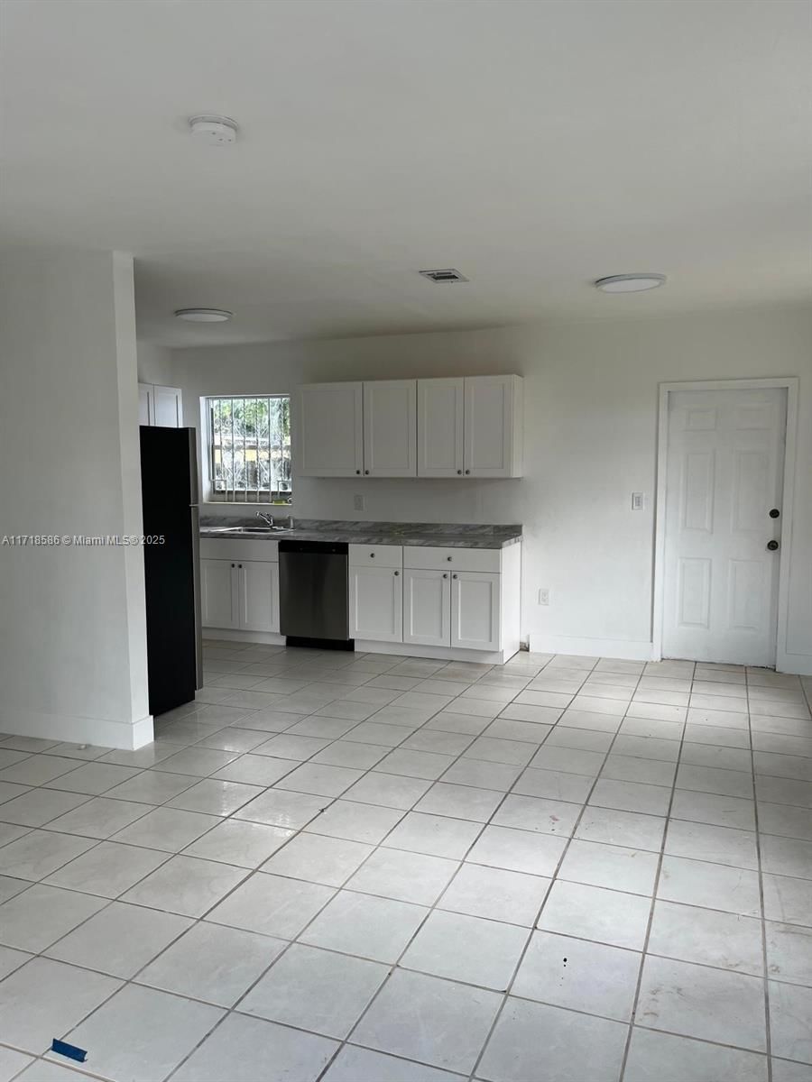 Real estate property located at 600 JANN Ave, Miami-dade, Opa Locka 2nd Rev Pl, Opa-Locka, FL