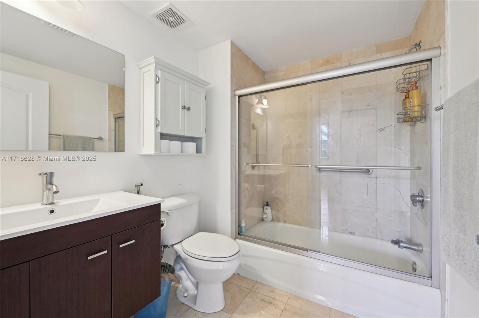 Real estate property located at 7530 102nd St #303, Miami-dade, The Reserve Of Pinecrest, Pinecrest, FL