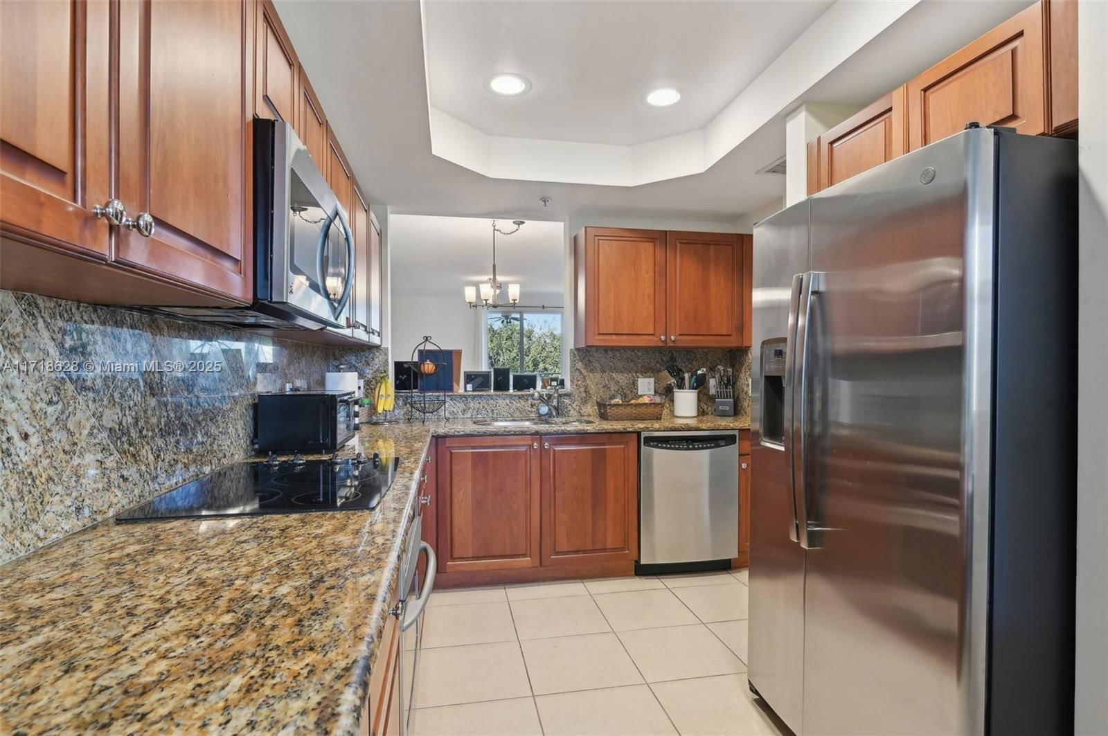 Real estate property located at 7530 102nd St #303, Miami-dade, The Reserve Of Pinecrest, Pinecrest, FL