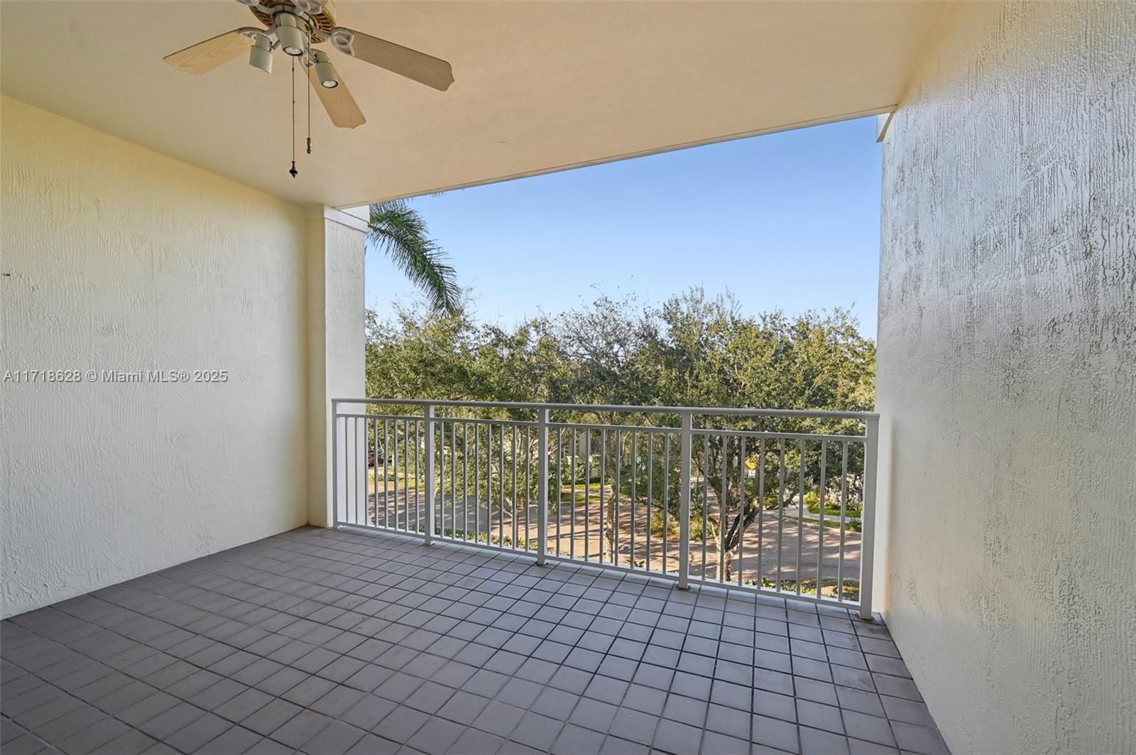 Real estate property located at 7530 102nd St #303, Miami-dade, The Reserve Of Pinecrest, Pinecrest, FL