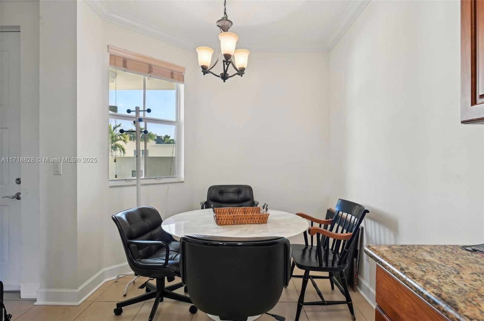 Real estate property located at 7530 102nd St #303, Miami-dade, The Reserve Of Pinecrest, Pinecrest, FL