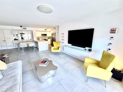 Real estate property located at 90 Alton Rd #303, Miami-dade, Yacht Club At Portofino C, Miami Beach, FL